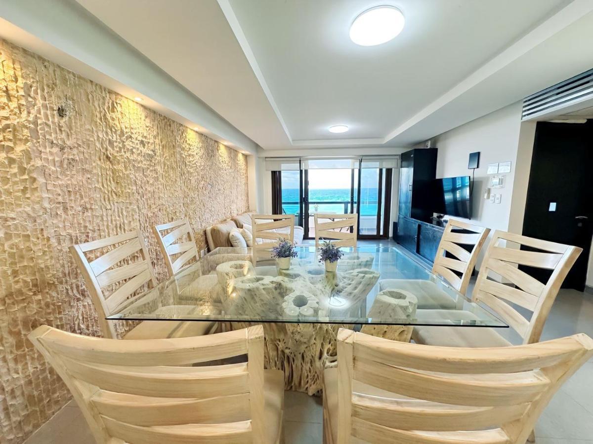 Amazing Beachfront Apartment Cancún Buitenkant foto